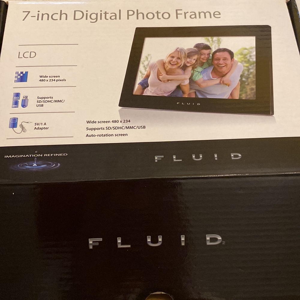 FLUID 7-inch Digital Picture Frame - Picture 6 of 12